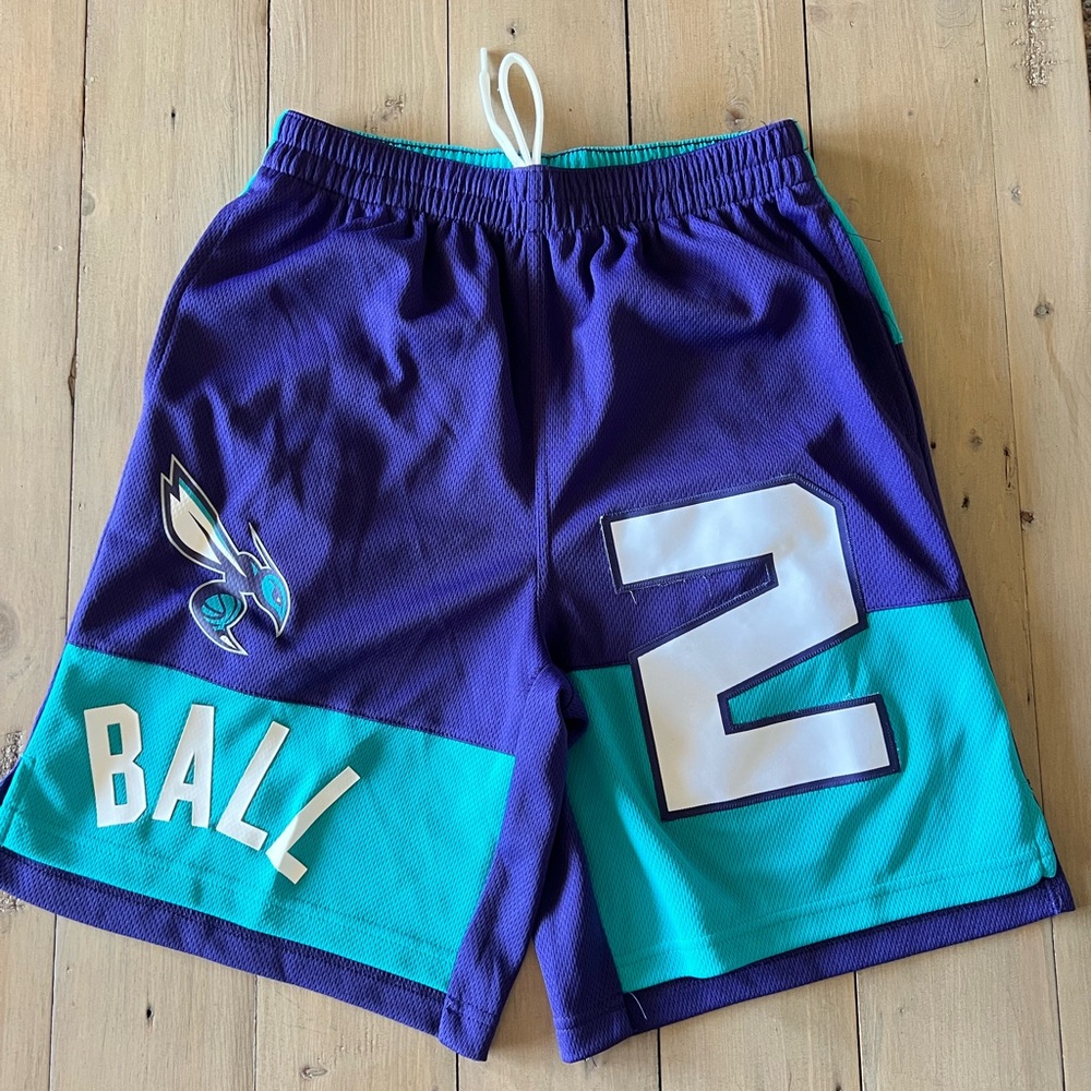 Charlotte Hornets #2 Mens LaMelo Ball Basketball Shorts Size YM 10/12